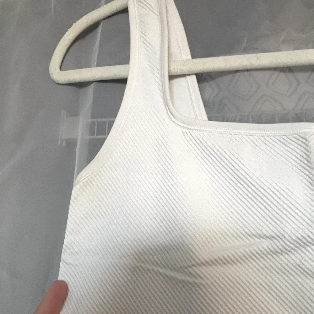 White All In Motion Cropped Tank - Picture 3 of 4